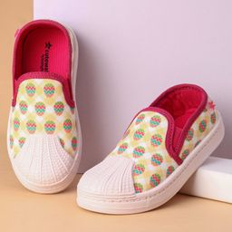 Cute Walk by Babyhug Abstract Print Casual Shoes - Yellow-image-23