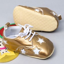 Cute Walk by Babyhug Booties Star Patch - Golden-image-24