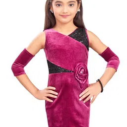Lei-Chie Applique Velvet Bodycon Midi Dress-picture-56