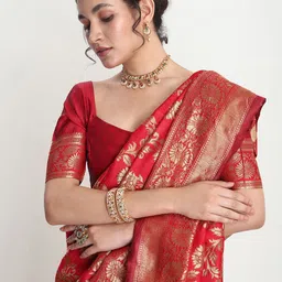 Janasya Ethnic Motifs Zari Silk Blend Banarasi Saree-picture-7