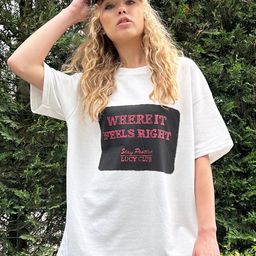 Trend Alacati stili Women Typography Printed Pockets T-shirt-image-68