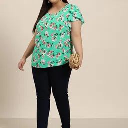 Sztori Plus Size Floral Print Flared Sleeves Top-picture-16