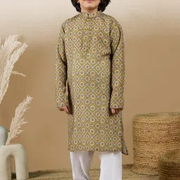 Here&Now X Sanwara Boys Floral Printed Regular Kurta with Patiala-13