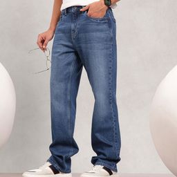 Nautica Men Relaxed Fit Heavy Fade Stretchable Jeans-image-92