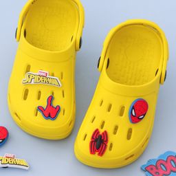 Marvel by Yellow Bee Spider Man Jibbitz Applique Detailed Perforated Clogs - Yellow-picture-25