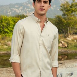 Campus Sutra Men Comfort Fit Button-Down Collar Textured Casual Shirt-image-94