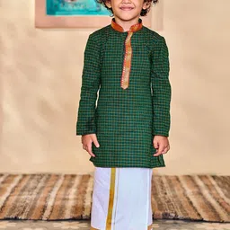 VASTRAMAY Boys Checked Mandarin Collar Regular Pure Cotton Kurta With Mundu-52