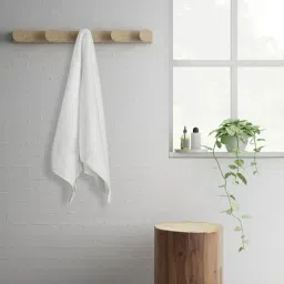 Spaces Swift Dry Self White 450 GSM Cotton Bath Towel-1