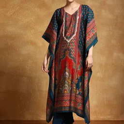 Varanga Women Floral Printed Kurta with Trouser-image-11