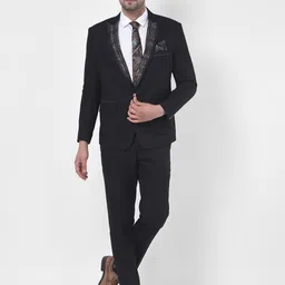 LUXURAZI Men Black Solid Single-Breasted Tailored-Fit Party Suit-image-42