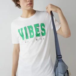 Bewakoof White Cotton Regular Fit Printed T-Shirt-image-102