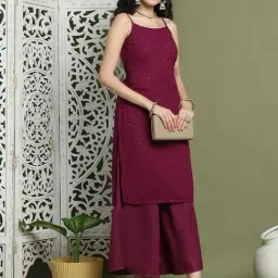 Jompers Maroon Regular Fit Embellished Kurtas-image-60
