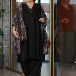 Extra Love By Libas Black Plain Kurta Salwar Set With Dupatta-image-83