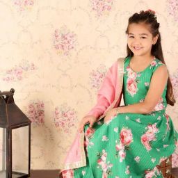 VASTRAMAY Girls Green & Pink Floral Lehenga Cholis-image-33