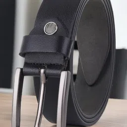 The Roadster Lifestyle Co Men Textured Genuine Leather Tang Closure Belt-image-47