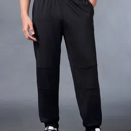 CULT Men Black Run Forward Joggers-41