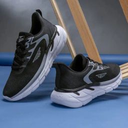 Red Tape Men's Black Running Shoes-image-90