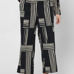 Vero Moda Curve Black & White Cotton Printed High Rise Pants-image-84
