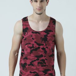Huetrap Men Maroon Printed Scoop Neck T-shirt-image-44