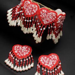 Moedbuille Sequins Beads & Pearls Studded Handcrafted Heart Shaped Contemporary Jewellery Set-image-1