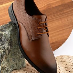 INVICTUS Men Textured Formal Derbys-picture-18