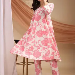 Fourleaf Women Floral Printed Regular Pure Cotton Kurta with Trousers-image-29