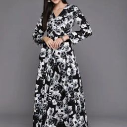 Varanga Black Floral Print Anarkali Kurta-image-62