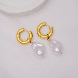 Perfectly Average Irregular Water Pearl Drop Earrings-24