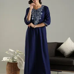 9shines Label Embroidered Maxi Nightdress-picture-7