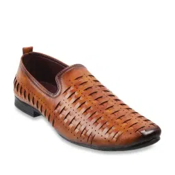 Walkway Men's Tan Ethnic Sandals-image-74