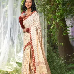 Unnati Silks Ivory Printed Saree With Unstitched Blouse-picture-18