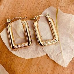 HOUSEOFTRENDZZ Contemporary Drop Earrings-image-69
