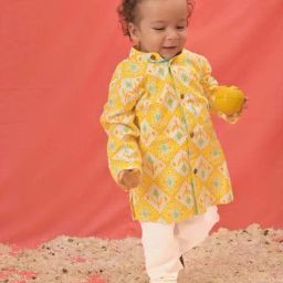 VASTRAMAY Boys Yellow & White Printed Full Sleeves Kurta Sets-image-62