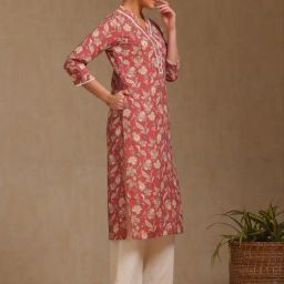 Soch Red Regular Fit Embroidered Kurtas image 3