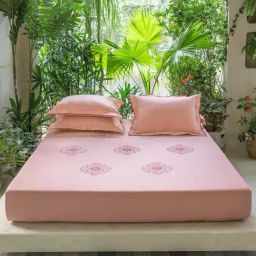 DDECOR Live Beautiful Excellence IX Pink Cotton 210 TC King Bedsheet with 2 Pillow Covers-image-90