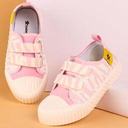 Cute Walk by Babyhug Casual Shoes with Velcro Closure - Pink-picture-29