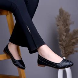 Shoetopia Women's Black Flat Ballets-image-47