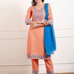 DUMMY SHAPE Women Floral Printed Panelled Kurta with Trousers & Dupatta-15