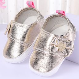 Cute Walk by Babyhug Foil Textured & Bow Applique Booties - Gold-image-2