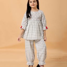 MASTARANG Cotton Woven Three Fourth Sleeves Checked & Heart Embroidered Indo Western Peplum Top & Pant Set - White-image-55