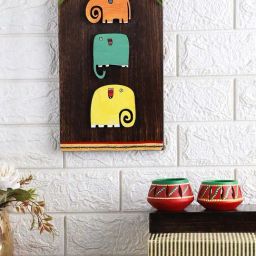 VarEesha Upahaar Multicolor Wood Wall Hanging with 2 Tea Light Holders-image-15
