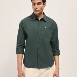 The Bear House Green Relaxed fit Solid Shirt-image-77