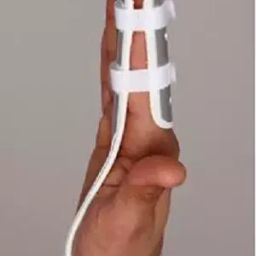 Tynor Finger Ext. Splint Large Size F 03 image 1