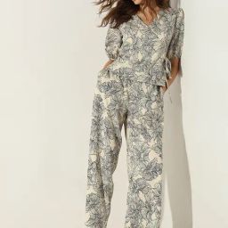 Vero Moda Beige & Black Floral Print High Rise Pants-image-54