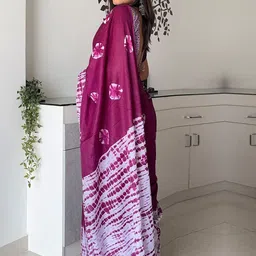 Mitera Tie and Dye Block Print Saree image 2