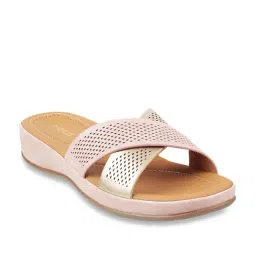 Mochi Women's Peach Cross Strap Wedges-image-38