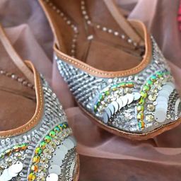 Scentra Women's Grey Ethnic Juttis-image-55