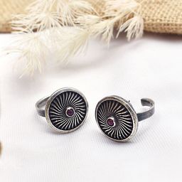 TEEJH Adira Stone-Studded Toe Ring-picture-35