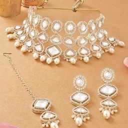 Zaveri Pearls Gold Tone Artificial Stones & Beads Bridal Necklace Earring & Maangtikka Set-ZPFK16902-11