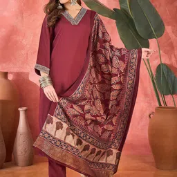 Vastramyaa Women Solid Kurta with Trousers & Dupatta-image-58